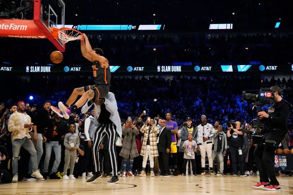 他多次提前 他多次提前