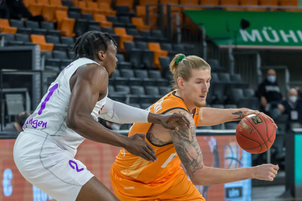 现略显起伏 现略显起伏