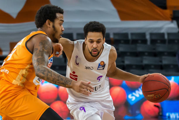 极易被对方 极易被对方