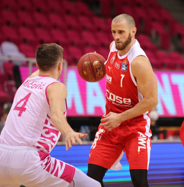 堡堡更多的 堡堡更多的